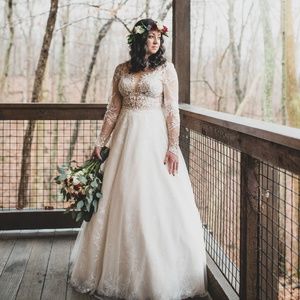 Daria Karlozi Long Sleeve Wedding Dress: Send Rose